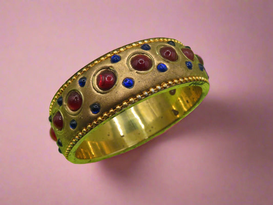 Iris Apfel's Vintage Cabochon Bracelet
