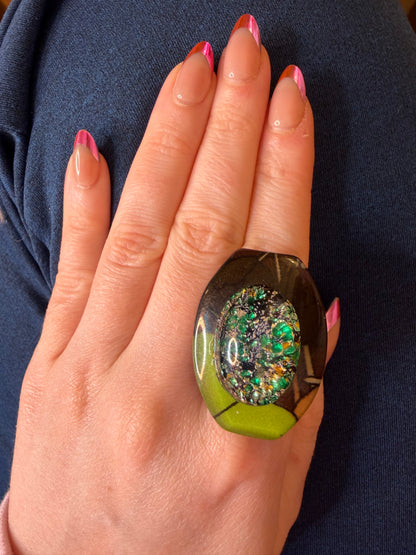 Vintage Chunky Green Cabochon Sparkle Statement Ring