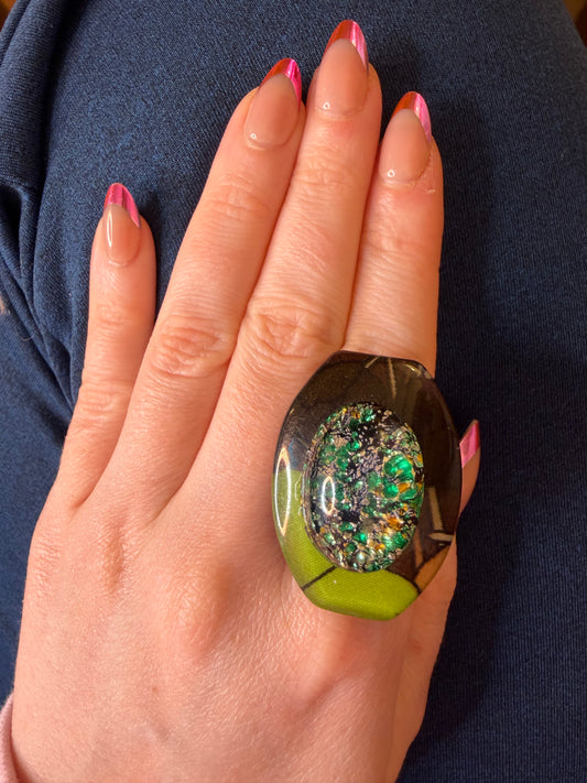 Vintage Chunky Green Cabochon Sparkle Statement Ring