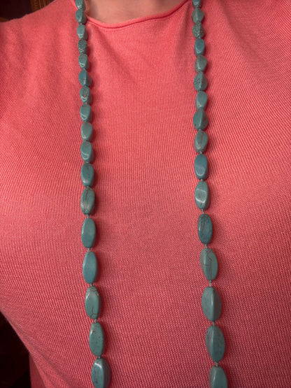 Iris Apfel's Vintage Highly Documented Long Turquoise Bead Strand