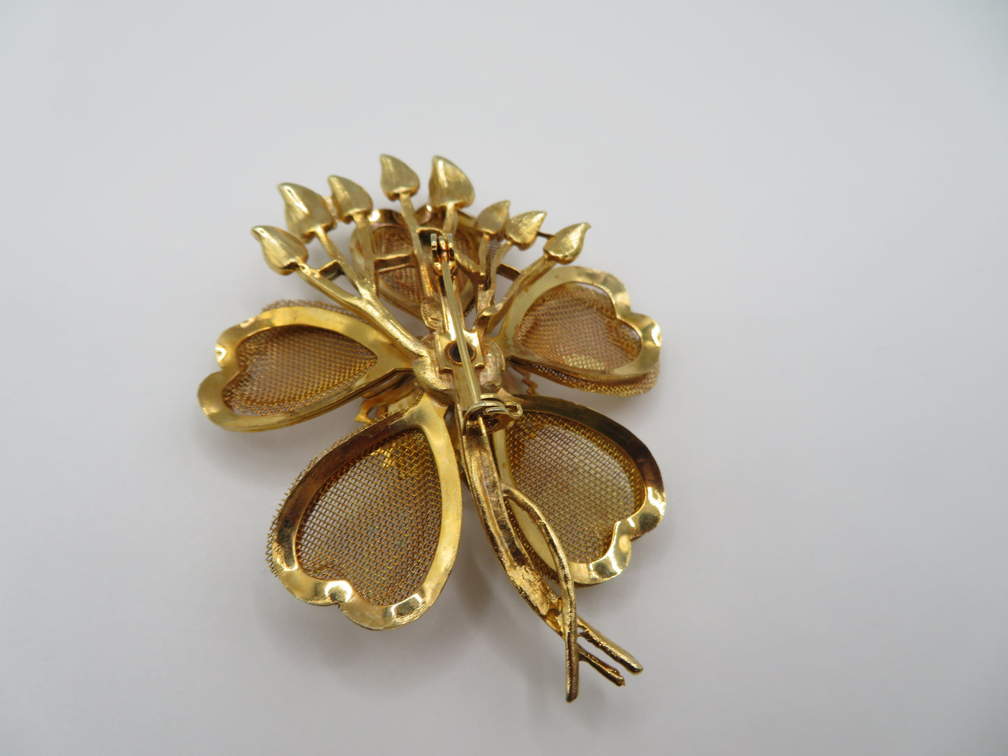 Vintage Midcentury Gold Pearl Flower Brooch