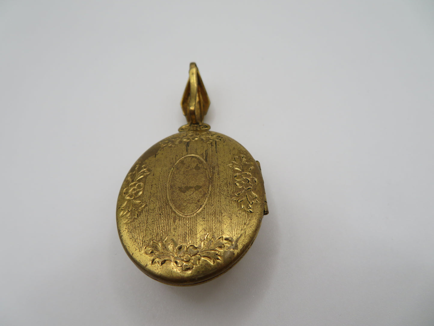 Antique Large Victorian Gold Tone Seed Pearl Locket