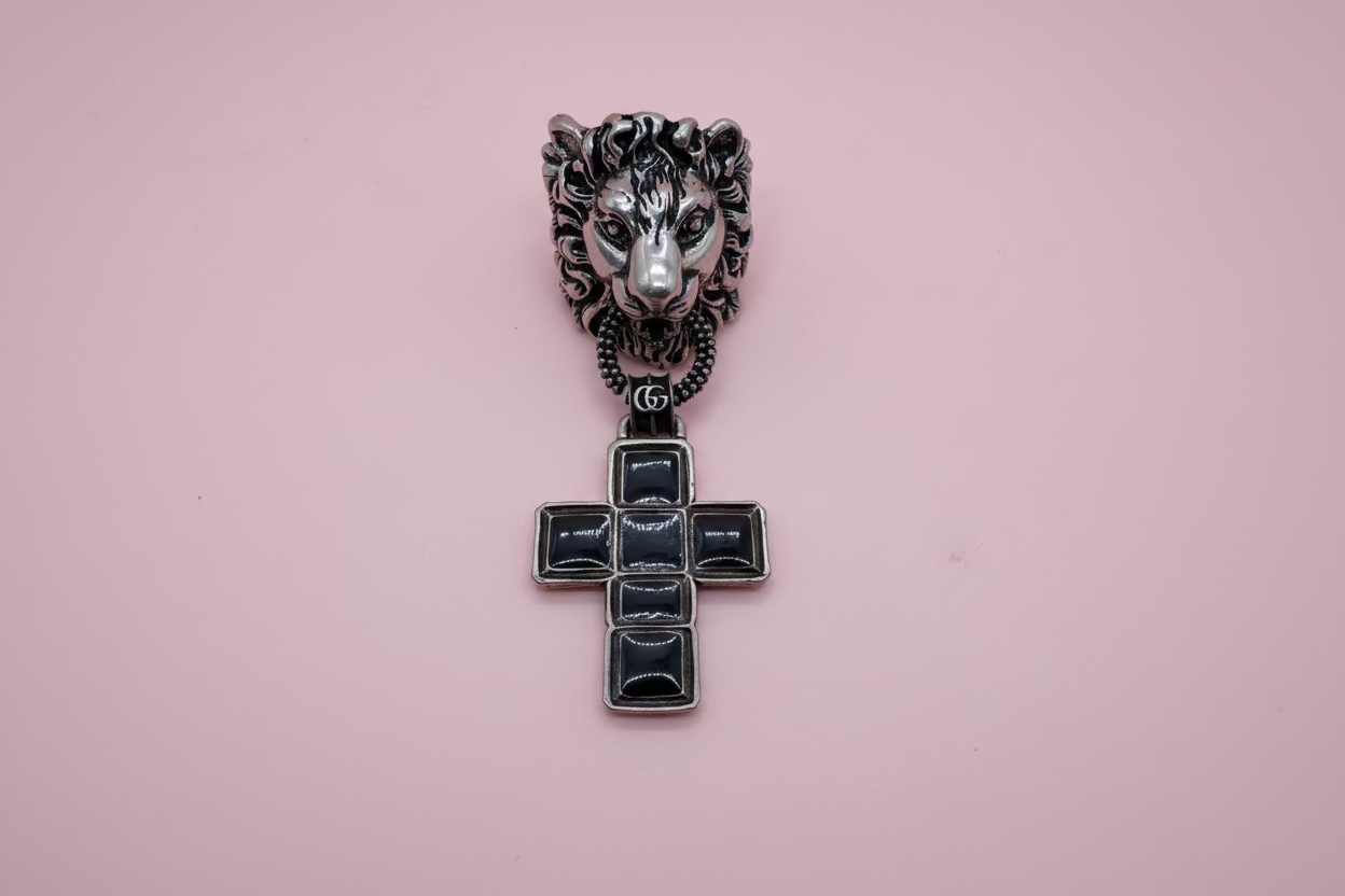 Rare Gucci Silver Lion Ring with Dangling Cross Charm