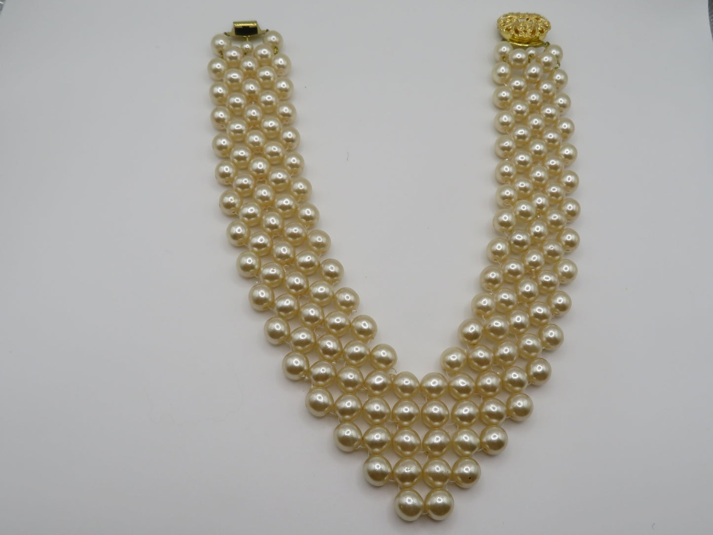 Iris Apfel's Vintage Chunky Pearl Collar Necklace