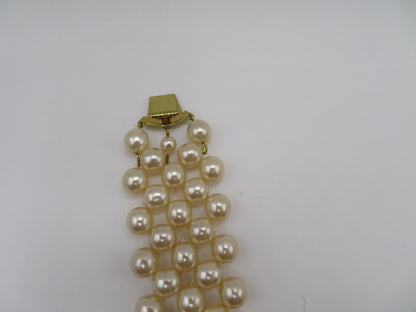 Iris Apfel's Vintage Chunky Pearl Collar Necklace