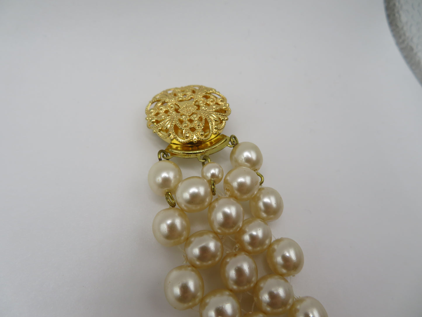 Iris Apfel's Vintage Chunky Pearl Collar Necklace