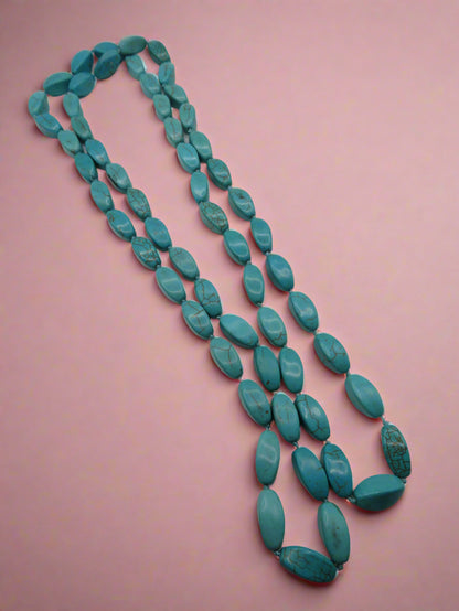 Iris Apfel's Vintage Highly Documented Long Turquoise Bead Strand