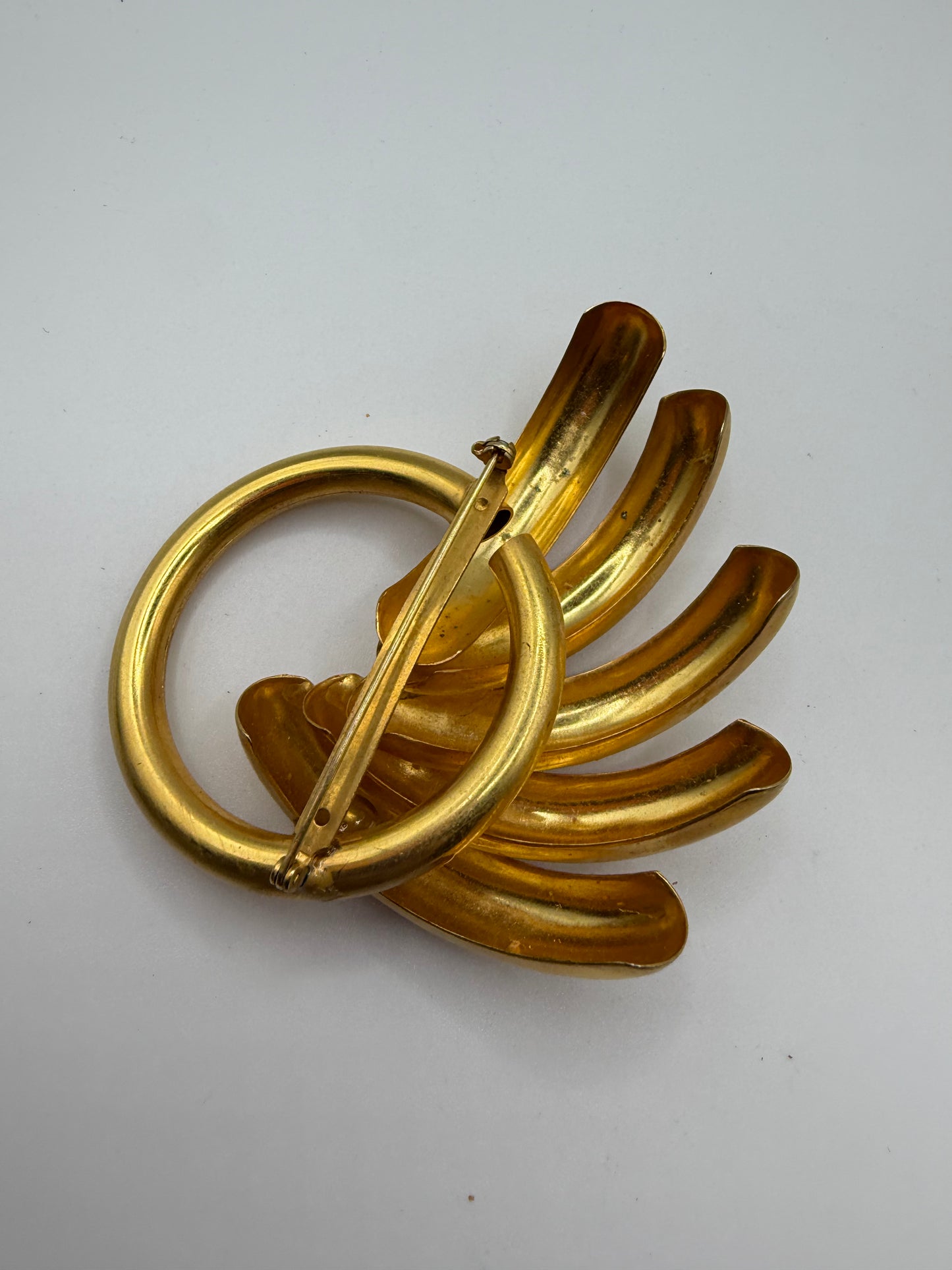 Vintage Matte Gold Fan Doorknocker Brooch, 1980s