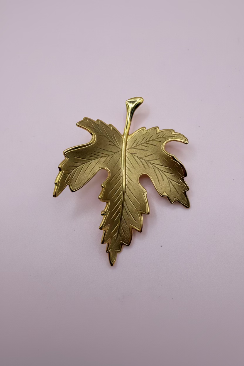 Vintage Textured Gold Maple Leaf Brooch