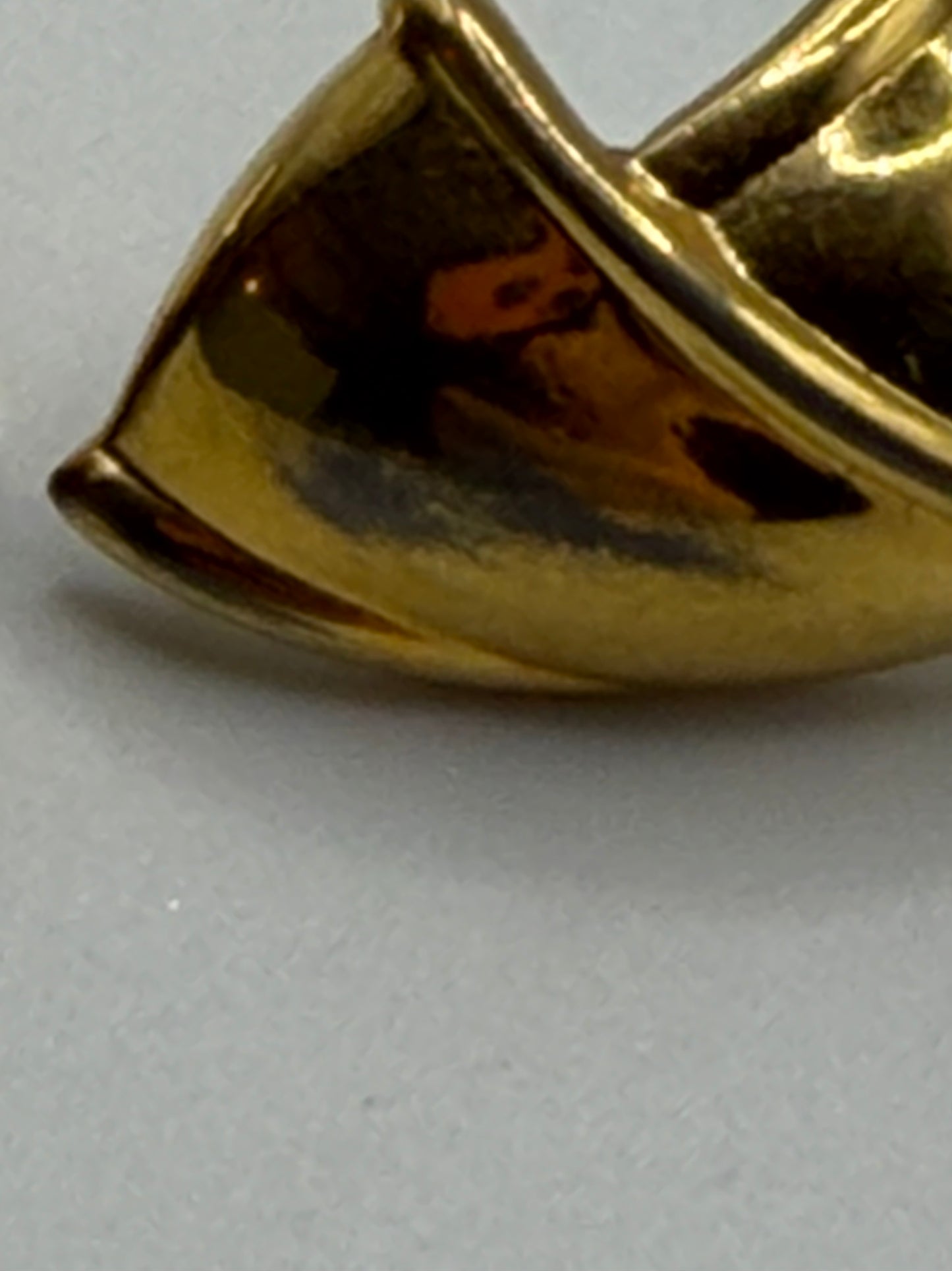 Vintage Monet Gold Ribbon-Fold Shell Clip On Earrings