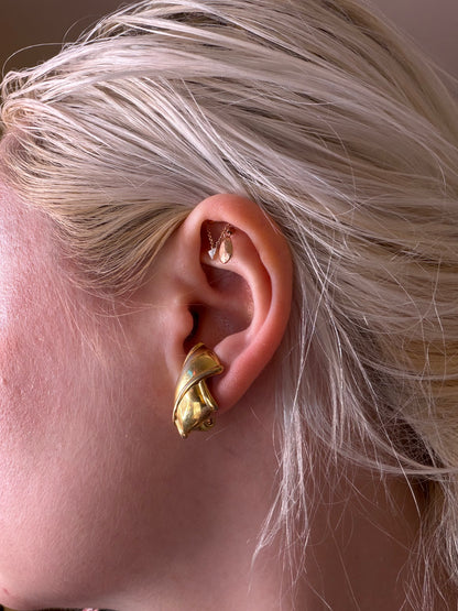 Vintage Monet Gold Ribbon-Fold Shell Clip On Earrings