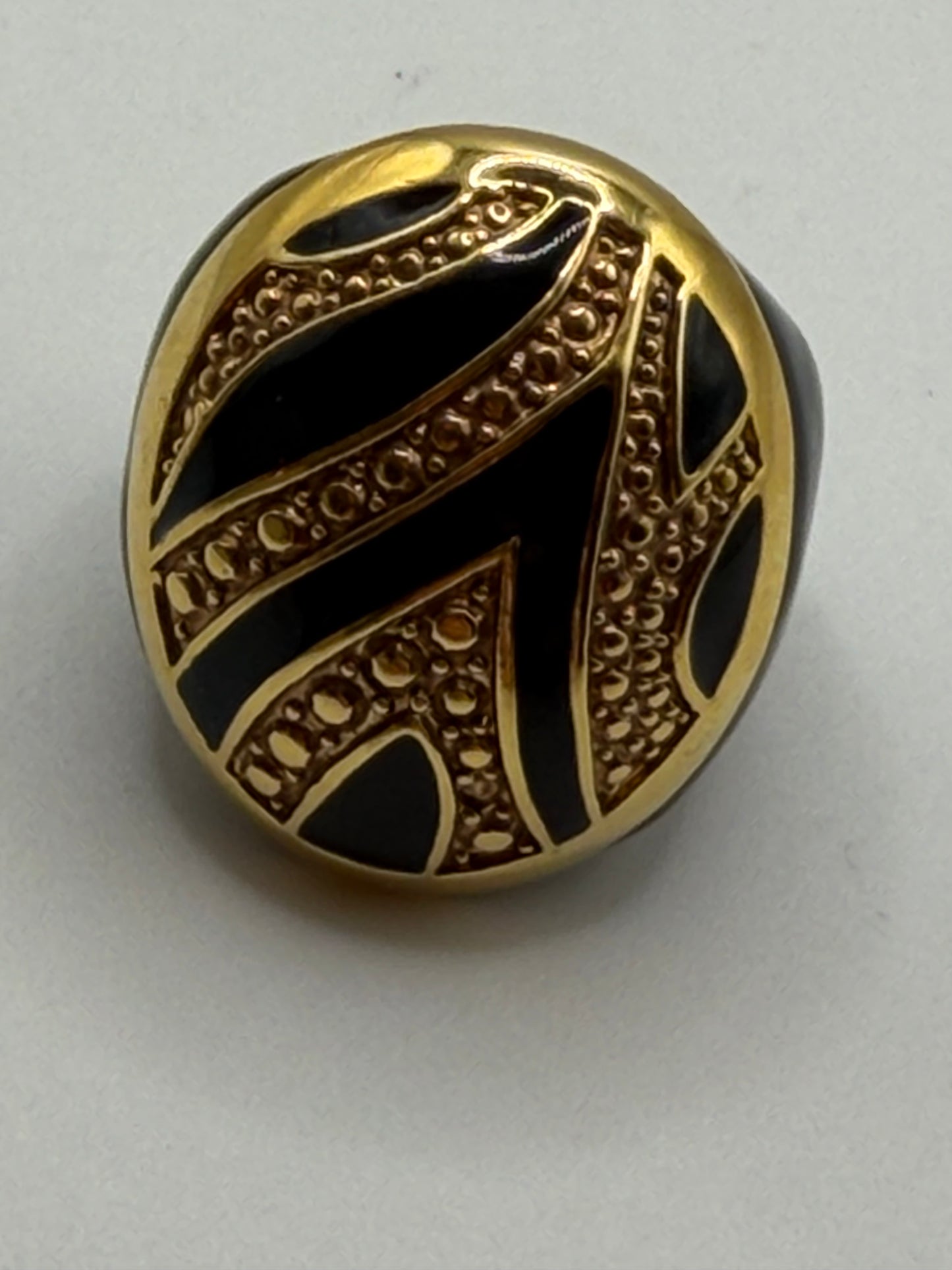 Vintage Chunky Oversized Gold and Black Enamel Dome Ring