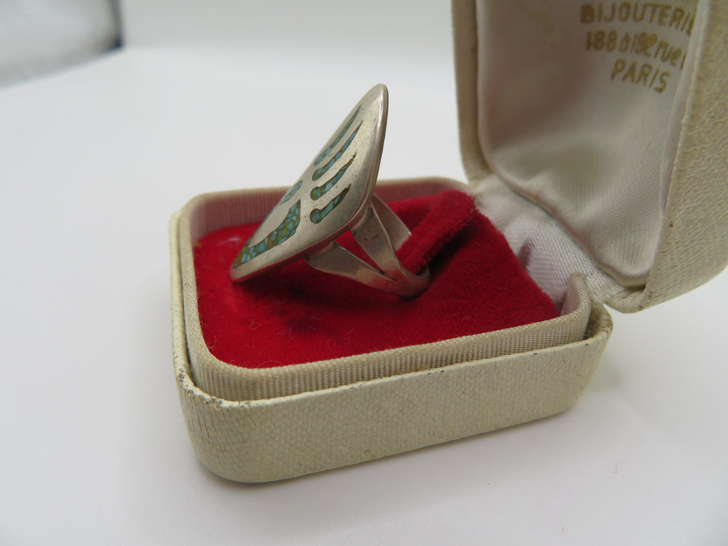 Vintage Sterling Silver Turquoise Navajo Diné Inlay Bear Claw Ring