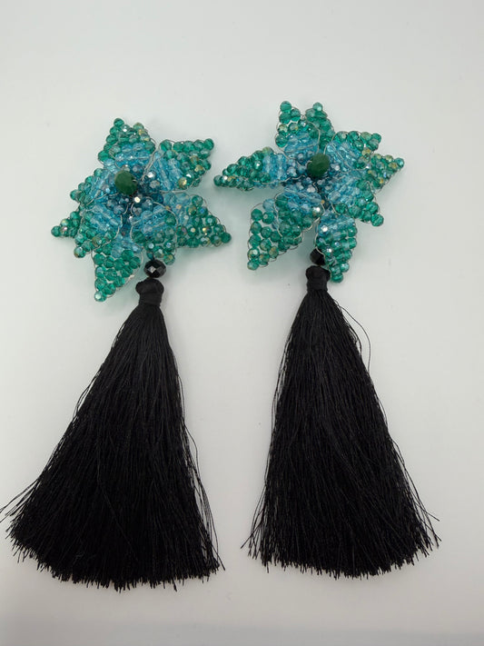 Iris Apfel's Vintage Beaded Starflower Clip On Tassel Earrings - Blue