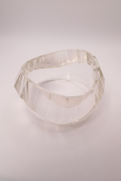 Vintage Sculptural Twisted & Faceted Clear Lucite Bangle