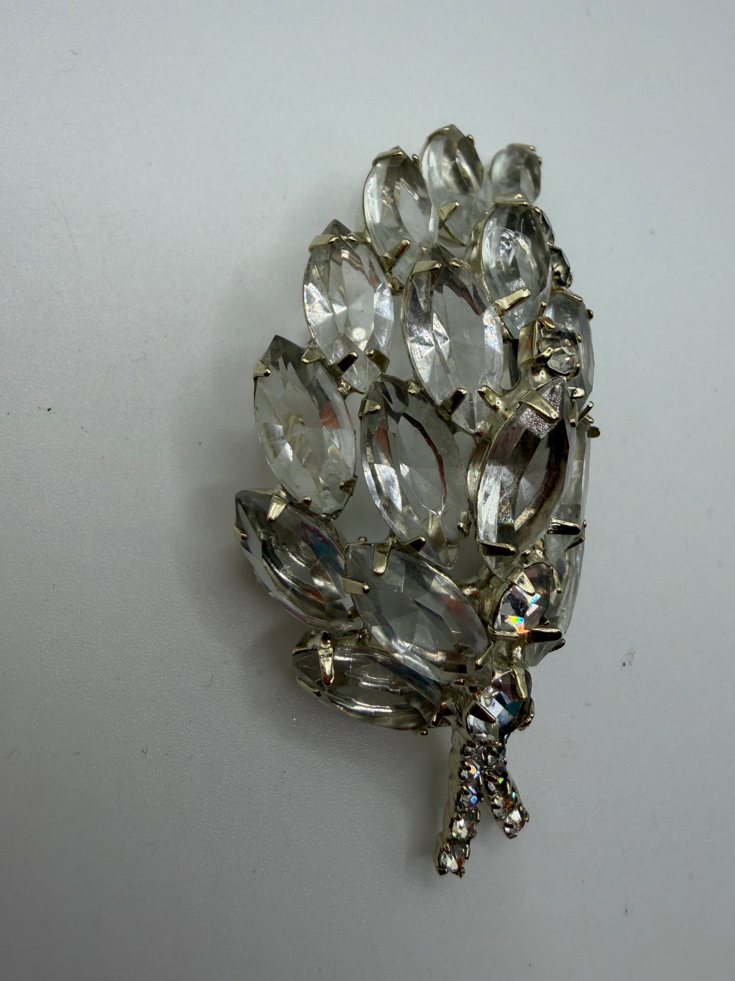 Vintage Juliana D&E Sparkling Rhinestone Leaf Brooch