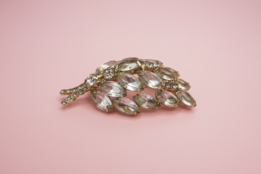 Vintage Juliana D&E Sparkling Rhinestone Leaf Brooch