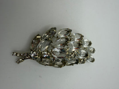 Vintage Juliana D&E Sparkling Rhinestone Leaf Brooch