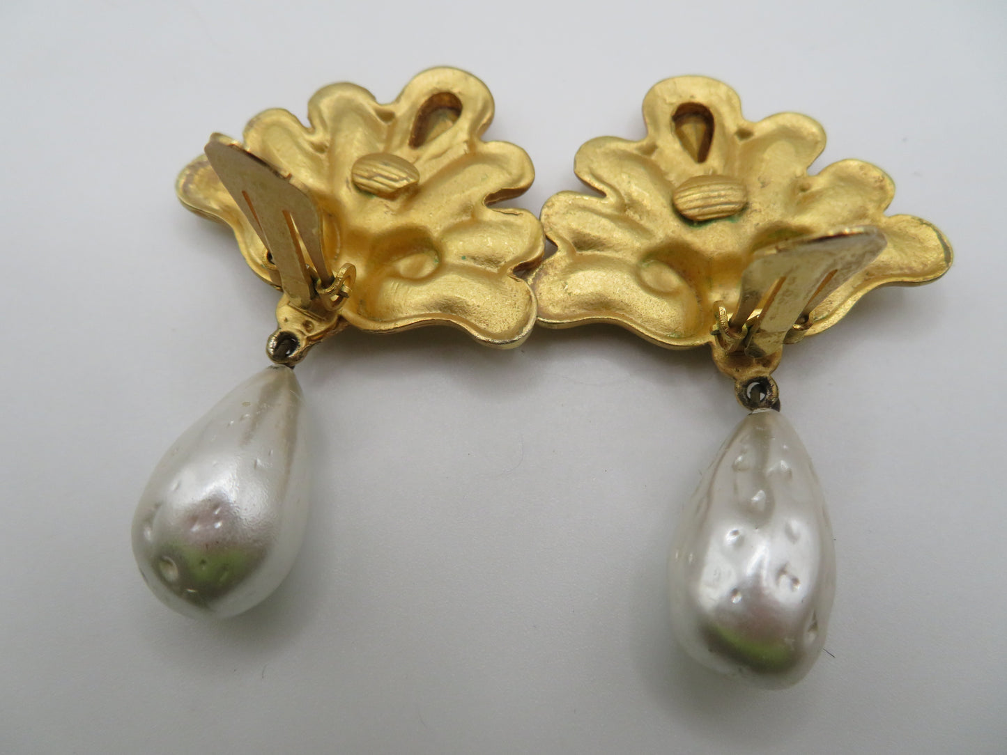 Vintage Gold Rhinestone Chunky Pearl Dangle Clip On Earrings