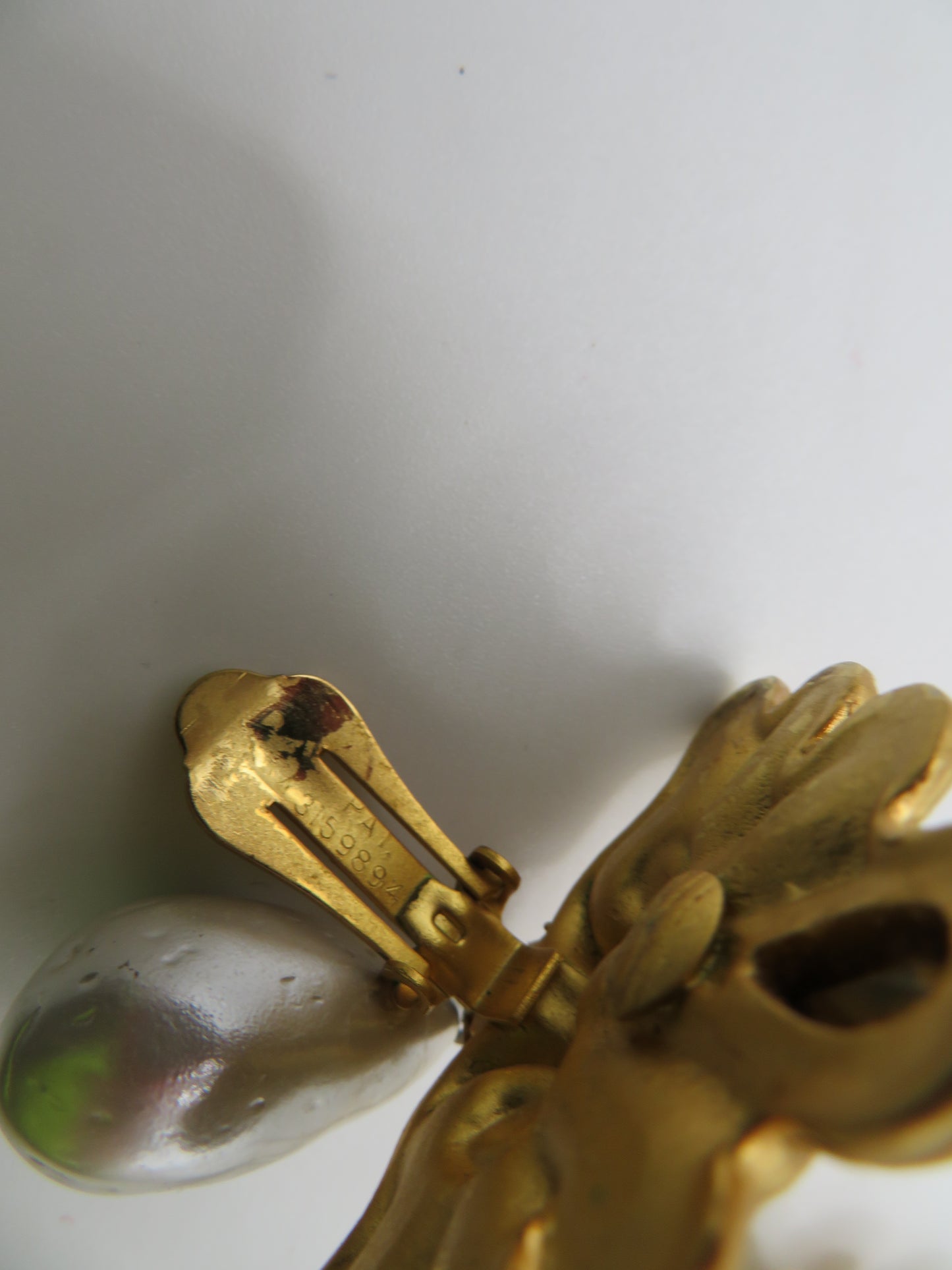 Vintage Gold Rhinestone Chunky Pearl Dangle Clip On Earrings