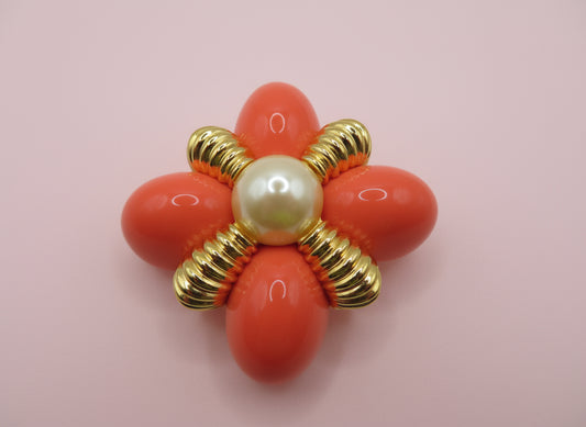 Vintage Rare Joan Rivers Chunky Salmon Pearl Brooch