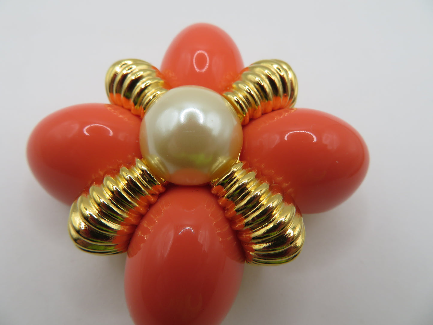 Vintage Rare Joan Rivers Chunky Salmon Pearl Brooch