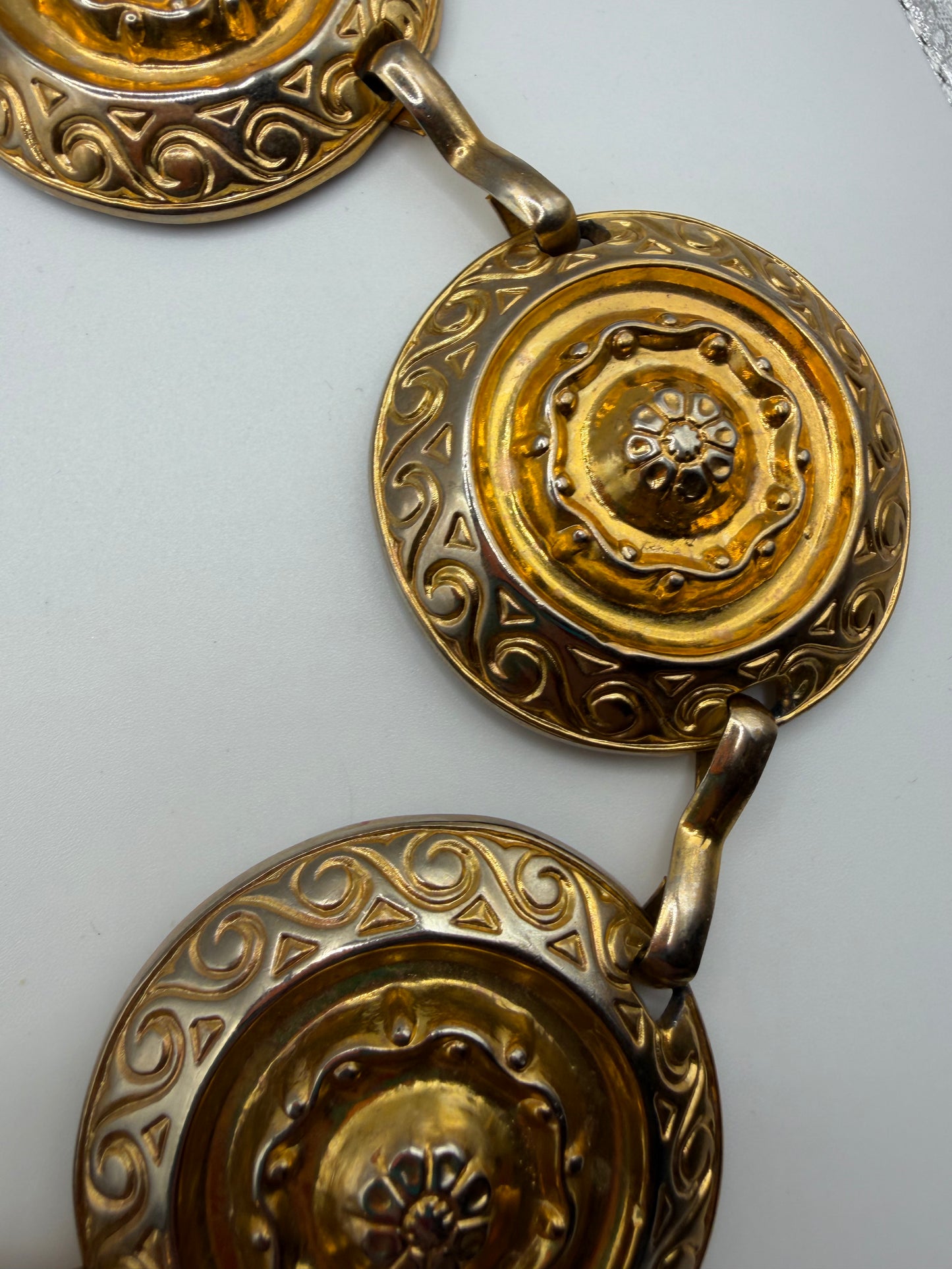 Vintage Bill Blass Chunky Gold Medallion Chain Belt