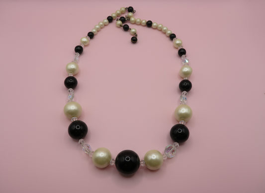 Vintage Oversized 1950s Black and White Pearl Necklace