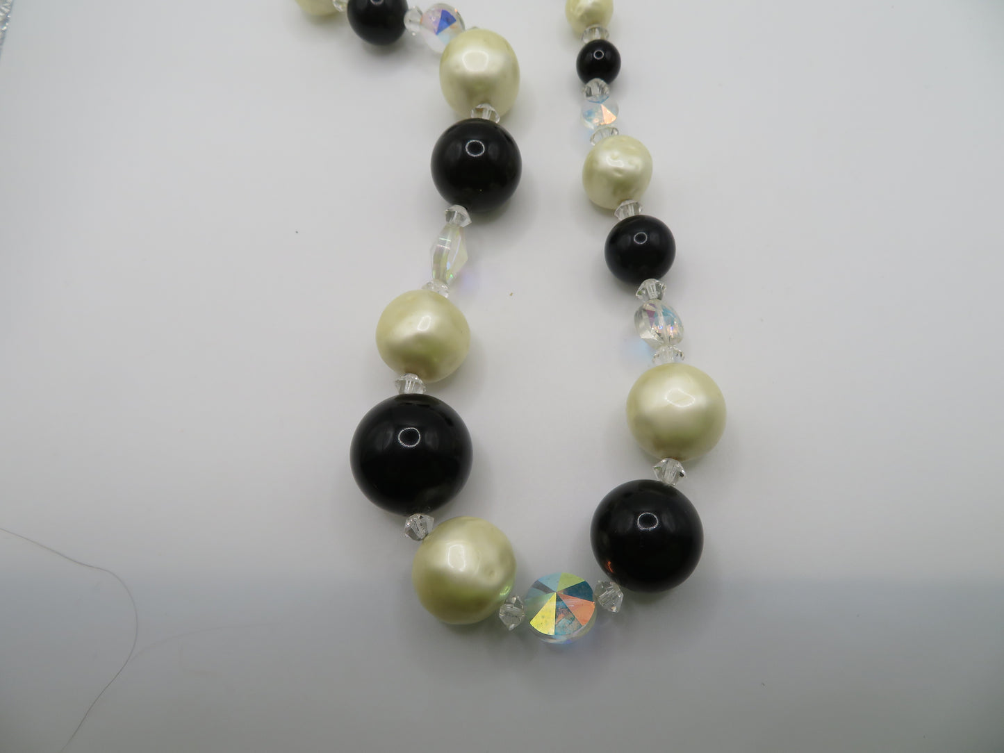 Vintage Oversized 1950s Black and White Pearl Necklace