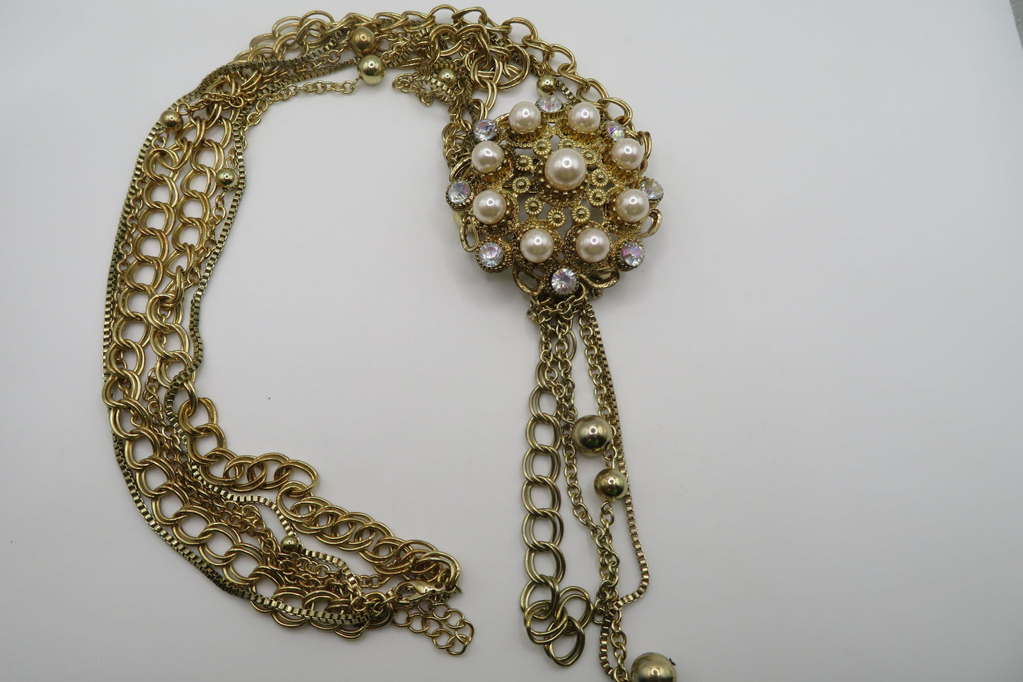 Vintage Mystical Pearl Crystal Pendant Necklace
