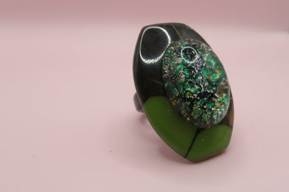 Vintage Chunky Green Cabochon Sparkle Statement Ring