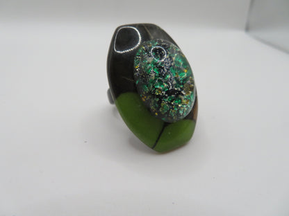 Vintage Chunky Green Cabochon Sparkle Statement Ring