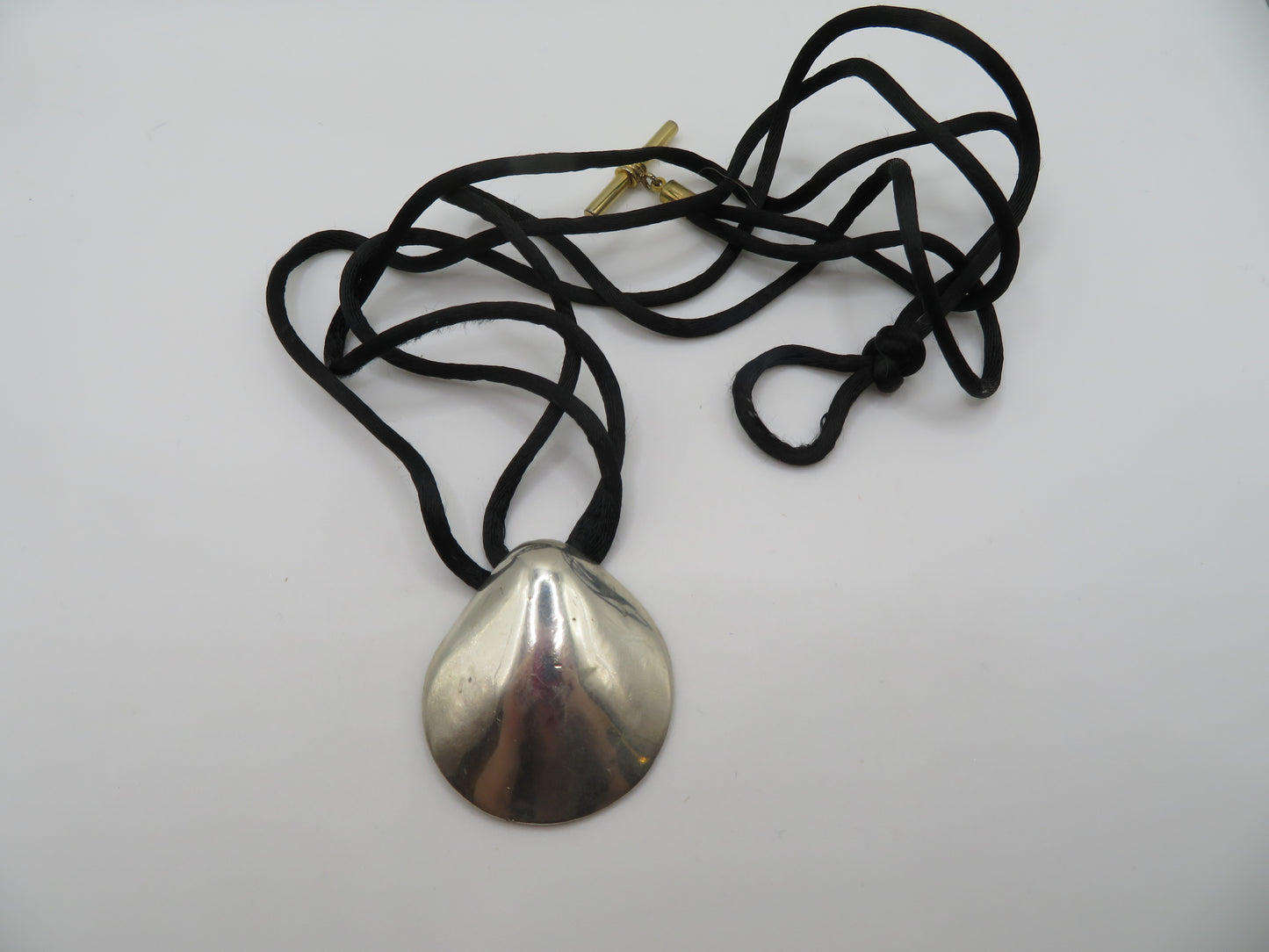 Vintage MMA Modernist Sterling Silver Shell Pendant Necklace