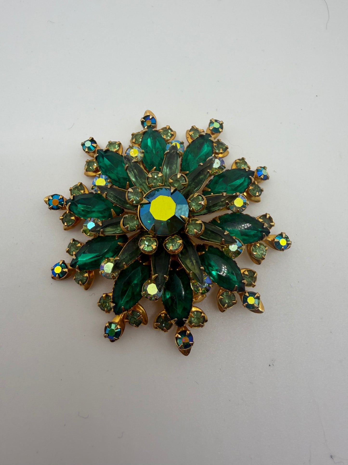 Vintage Emerald Green Midcentury Rhinestone Brooch