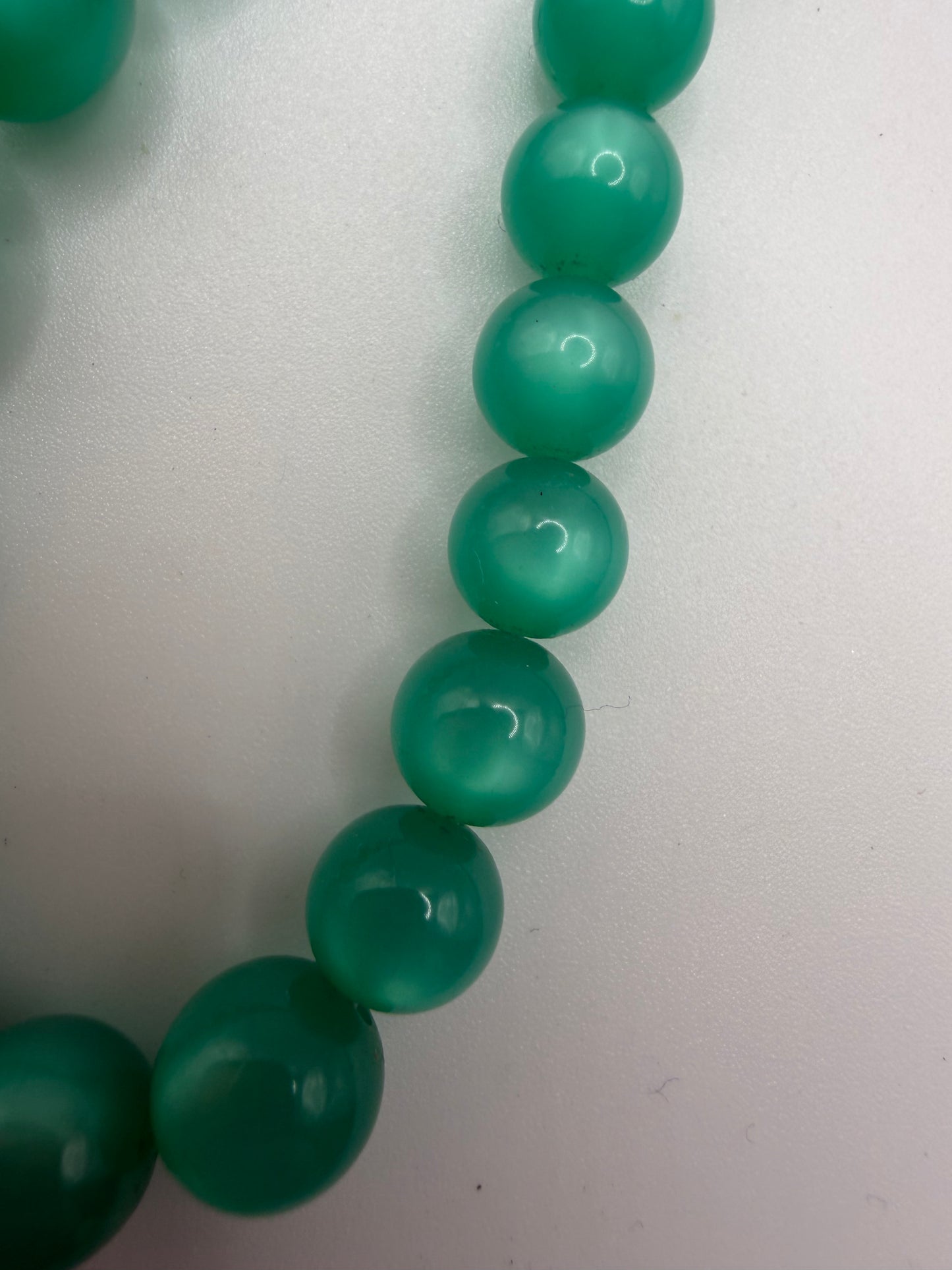 Vintage Midcentury Moonglow Vivid Green Jade Necklace