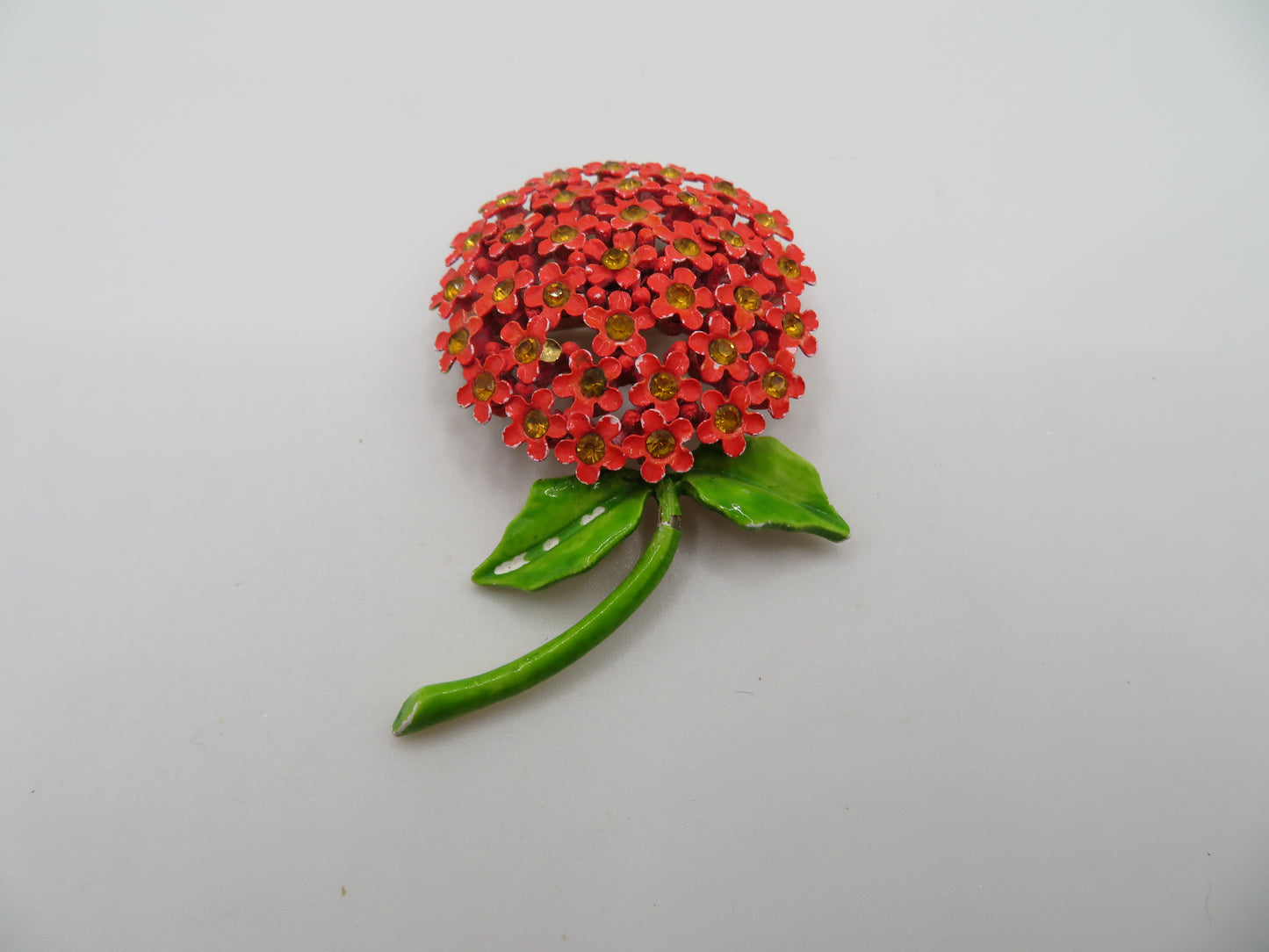 Vintage Weiss Enamel Rhinestone Flower Pin