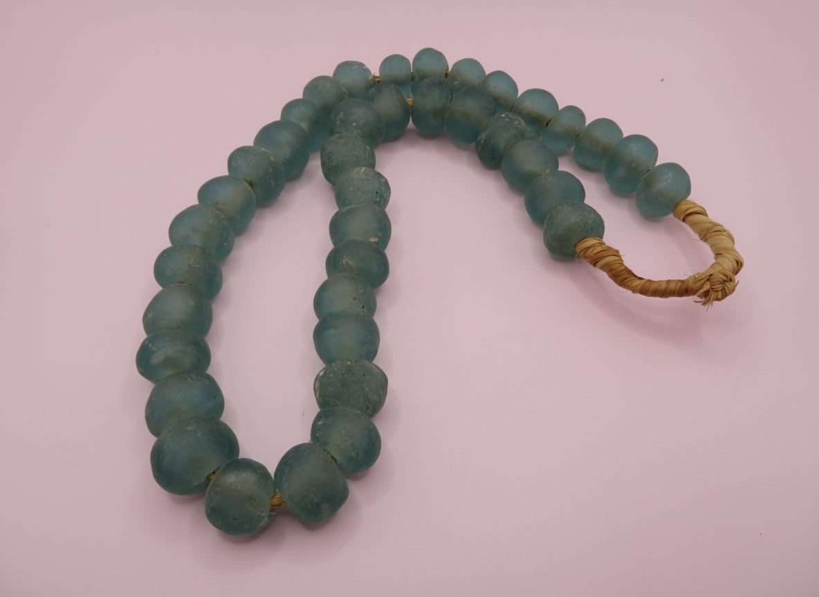 Iris Apfel's Vintage Chunky Seaform Green Glass Beaded Necklace
