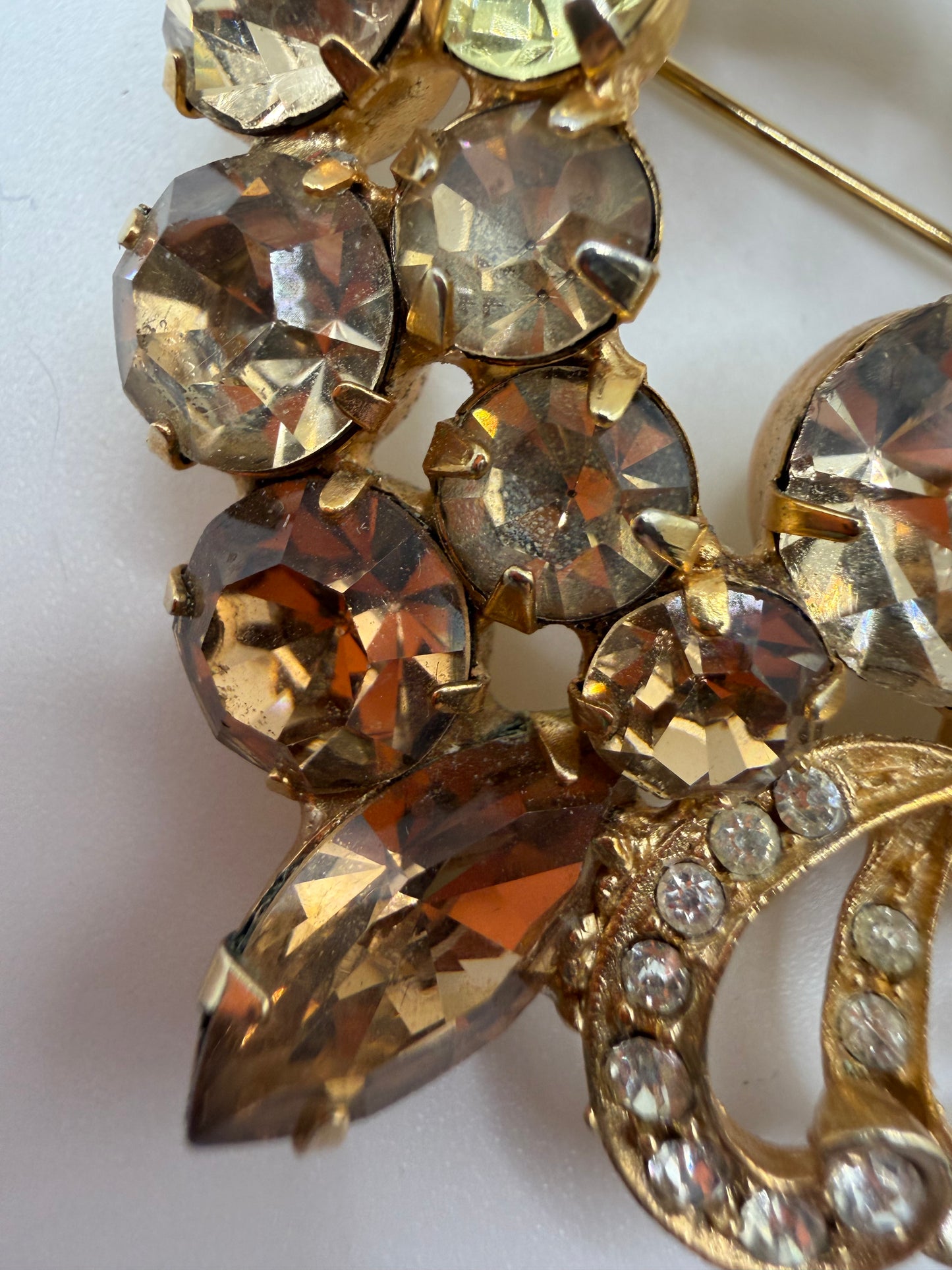Vintage Weiss Lemon Citrine Paradise Rhinestone Brooch