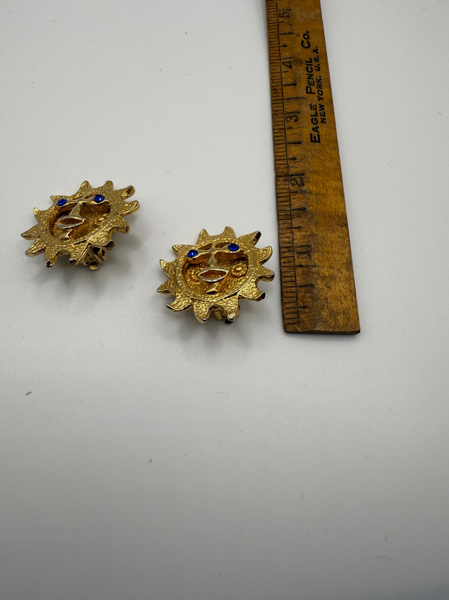 Vintage Chunky Smiling Sun Clip On Earrings