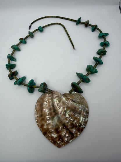 Vintage Rare Native American Santo Domingo Pueblo Abalone Shell Heart Turquoise Nugget & Heishi Necklace