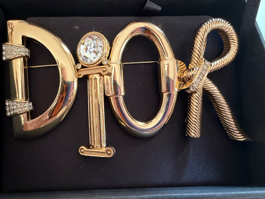 Vintage Rare Oversized Dior 4-Piece Logo Letter Brooch Set