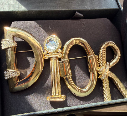Vintage Rare Oversized Dior 4-Piece Logo Letter Brooch Set