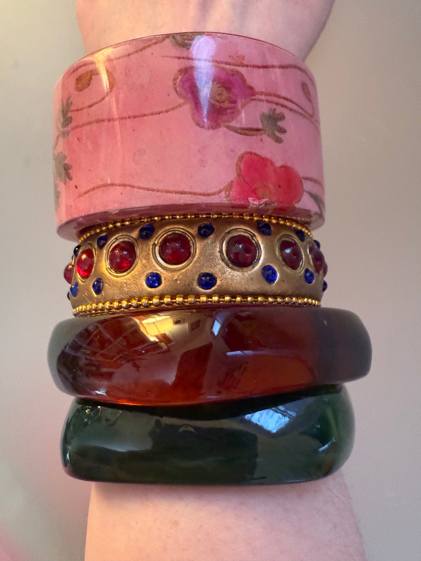 Iris Apfel's Resin Bangle Set