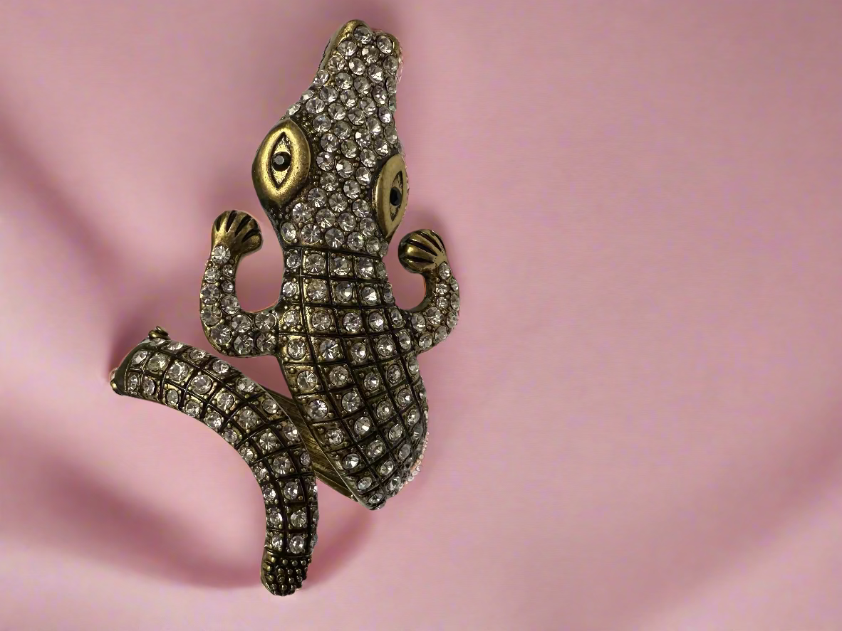 Iris Apfel's Vintage Documented Monumental Alligator Bracelet
