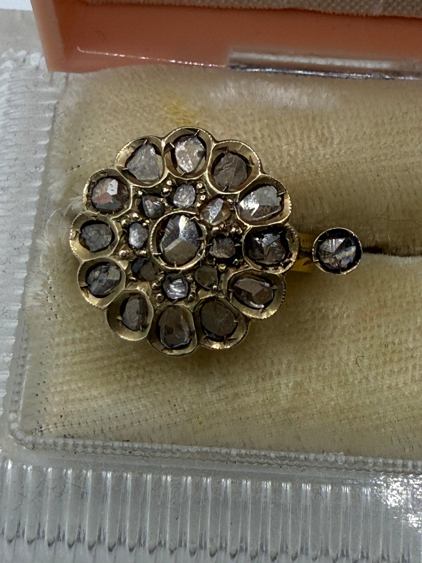 Iris Apfel's 18K Gold Antique Diamond Flower Ring