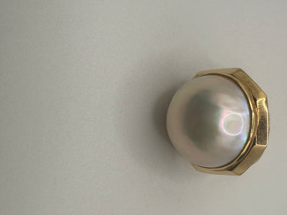 Vintage 14K Gold Extra Chunky Mabe Pearl Ring