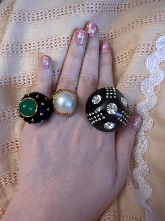 Vintage 18K Gold Huge Chalcedony Wood Cocktail Ring