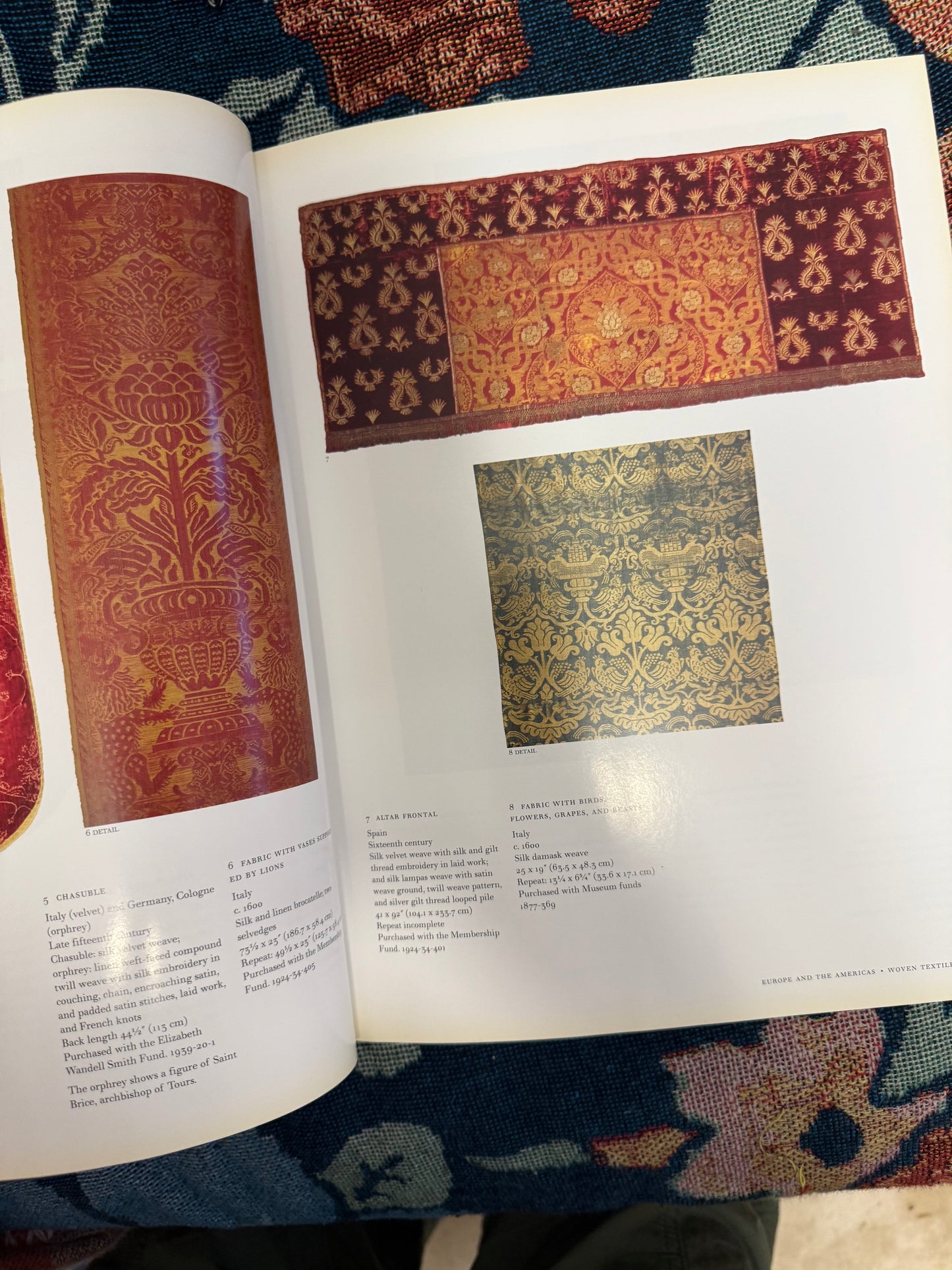 Iris Apfel's Personal The Fine Art of Textiles: The Collections of the Philadelphia Museum of Art Book