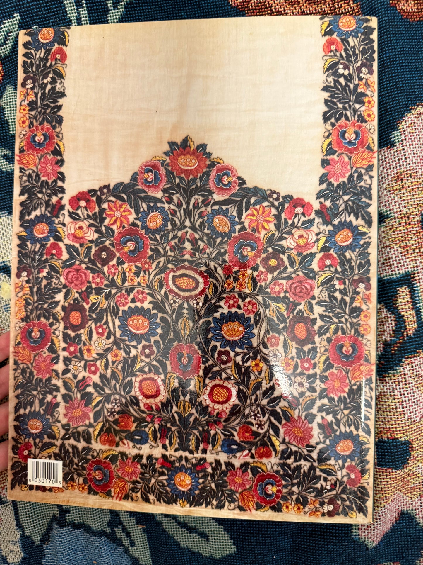 Iris Apfel's Personal The Fine Art of Textiles: The Collections of the Philadelphia Museum of Art Book