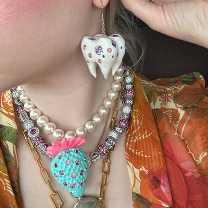 Cloud Strawberry Pearl Necklace